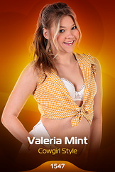 Watch Valeria Mint stripping